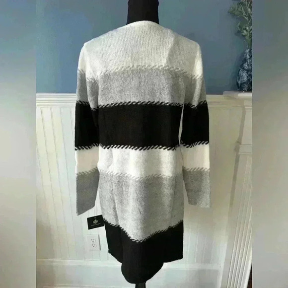 NWT Stitch Fix Fortune + Ivy Adeline Cardigan Open Front~gray, black,& white~XS - Picture 6 of 8